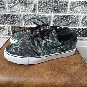 Nike Stefan Janoski Women's Sneakers Size 8.5